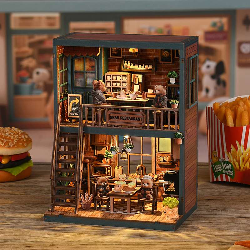 Bear Bistro Time Miniature House Kit